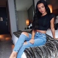 Kata-kata frontal dan ekstrem darinya kerap kali membuat netizen gerah. Wanita asal Inggris itu sampai pernah diboikot.  Foto: Instagram