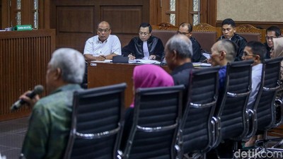 Sidang Lanjutan Korupsi Eks Dirut Jasindo