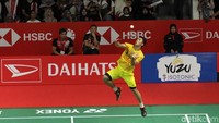 Di gim pertama, Jonatan mengalahkan Shi Yuqi dengan pertarungan sengit yang berkesudahan 22-20.