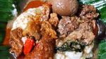 Lembut Gurih Bubur Gudeg Untuk Sarapan Hangat Pagi Ini