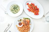 Tiap Minggu Makan di Gerai yang Sama, Pria Ini Sukses Dapat Jodoh