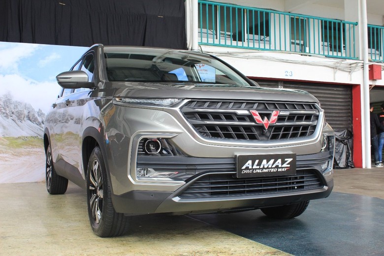 Wuling Almaz. Foto: Ruly Kurniawan Wuling Almaz. Foto: Ruly Kurniawan