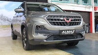 Yang ini Wuling Almaz, mobil menggunakan mesin 1.500 cc dengan turbo dan akan menjadi lawan langsung untuk Honda CR-V, Glory 580 dan kawan-kawan. Foto: Ruly Kurniawan