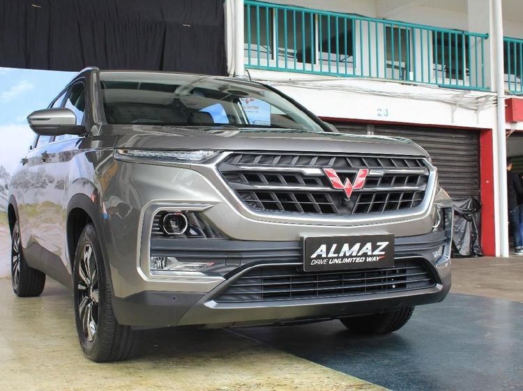 Mobil Kembar Tiga Captiva, Almaz, Baojun