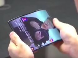 Mengamati Ponsel Layar Lipat Tak Biasa dari Xiaomi