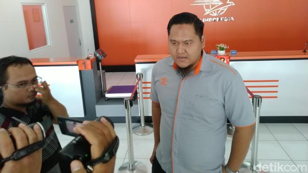 Kepala Kantor Pos wilayah Ciamis Egya Rizky Priangga