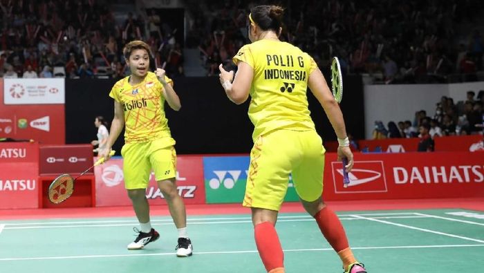 Greysia Polii dan Apriyani Rahayu menjuarai turnamen India Terbuka 2019, dengan di final mengalahkan wakil Malaysia Chow Mei Kuan/Lee Meng Yean 21-11, 25-23. (Foto: dok. Humas PBSI) Greysia Polii dan Apriyani Rahayu menjuarai turnamen India Terbuka 2019, dengan di final mengalahkan wakil Malaysia Chow Mei Kuan/Lee Meng Yean 21-11, 25-23. (Foto: dok. Humas PBSI)