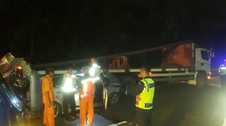 Kecelakaan Truk dan Mobil Sedan di Tol Sedyatmo, Satu Orang Tewas