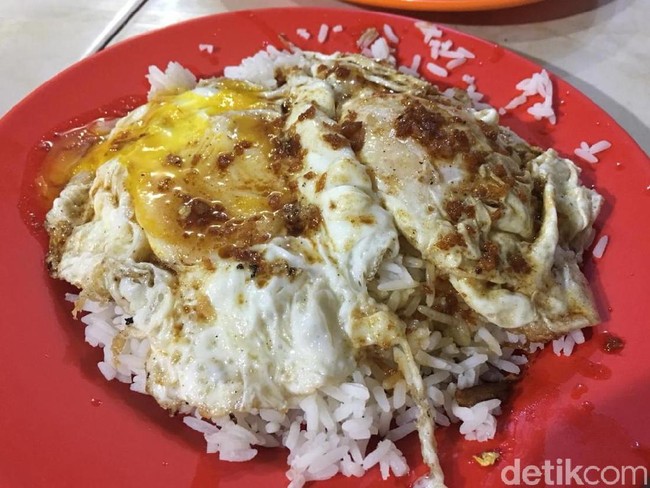 Sindiran Kocak Ibu Saat Anaknya Sarapan hingga Nasi Telor Ceplok Rp 7.000