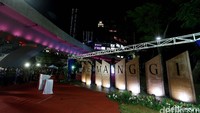 Usai rampung dibangun, Presiden Joko Widodo (Jokowi) turut hadir untuk meresmikan secara langsung Simpang Susun Semanggi dan mengapresiasi kinerja Ahok. Rengga Sancaya/Dok. Detikcom.