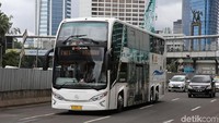 Di masa Ahok, bus wisata dikerahkan untuk menjadi salah satu andalan wisata DKI Jakarta. Bus ini siap mengantar pengunjung berkeliling kota Jakarta dengan beragam warisan sejarahnya. Ari Saputra/Dok. Detikcom.