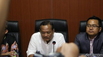 Diperiksa Satgas Anti Mafia Bola, Ini Penampakan Vigit Waluyo