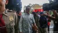 Kasus dugaan suap hibah ke KONI bermula dari OTT yang dilakukan KPK dan menjerat Sekjen KONI Ending Fuad Hamidy dan Bendahara Umum KONI Johnny E Awuy sebagai tersangka pemberi.