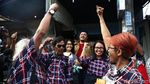 Senyum Semringah Ahoker Sambut Kebebasan Ahok