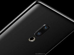 Potret Ponsel Pertama Sejagat Tanpa Tombol dan Lubang