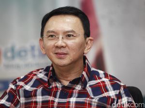 Ahok Berduka atas Wafatnya Mbah Moen