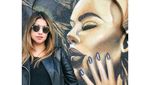 Foto: Liburannya Si Hot Mama, Sarah Azhari