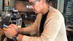 Selain Doyan Makanan Sehat, Angga Maliq & DEssentials juga Hobi Ngopi