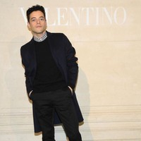 Aktor Rami Malek juga tak absen dari hajatan modis ini. Namanya baru saja diumumkan sebagai salah satu nomine Academy Awards 2019 sebagai aktor utama terbaik berkat perannya di film Bohemian Rhapsody.  Foto: Getty Images