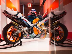 Ducati Tembus 350 Kpj, Bagaimana dengan Motor Honda Marquez?