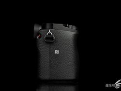 Penampakan Sony A6400, Kamera Mirrorless Buat YouTuber