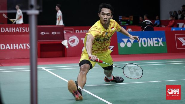 Jonatan Christie berhasil memenangkan gim kedua atas Lee Dong Keun meski sempat tertinggal jauh.