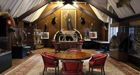 Markas The Explorers Club, Townhouse (Mike MacEacheran/BBC Travel)