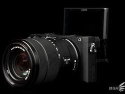 Penampakan Sony A6400, Kamera Mirrorless Buat YouTuber