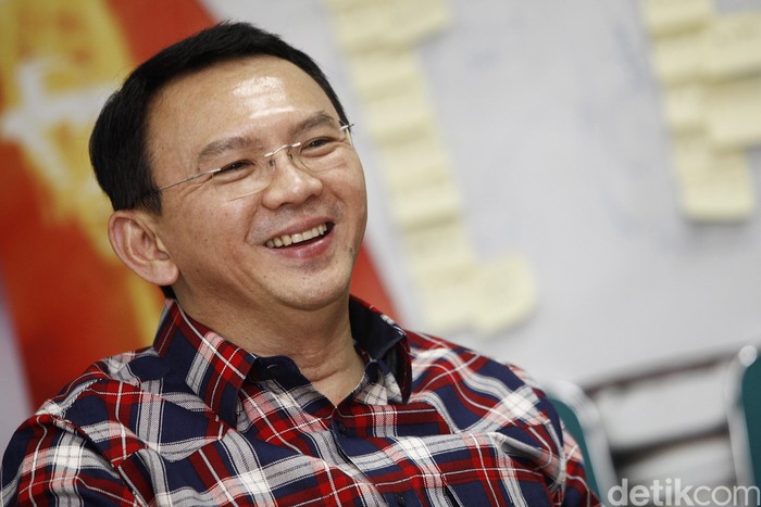 Basuki Tjahaja Purnama alias Ahok mulai nge-vlog setelah keluar penjara. Foto: Muhammad Ridho Basuki Tjahaja Purnama alias Ahok mulai nge-vlog setelah keluar penjara. Foto: Muhammad Ridho