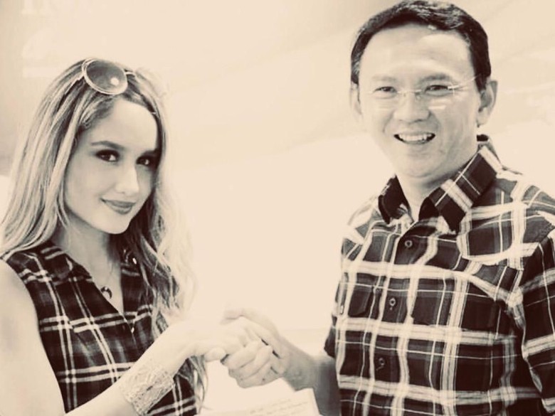 Sambut Ahok Bebas, Cinta Laura: I Will Call You BTP Sambut Ahok Bebas, Cinta Laura: I Will Call You BTP