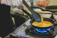 Enak dan Praktis, Bikin Sendiri Telur Dadar Minang dengan Langkah Mudah Ini