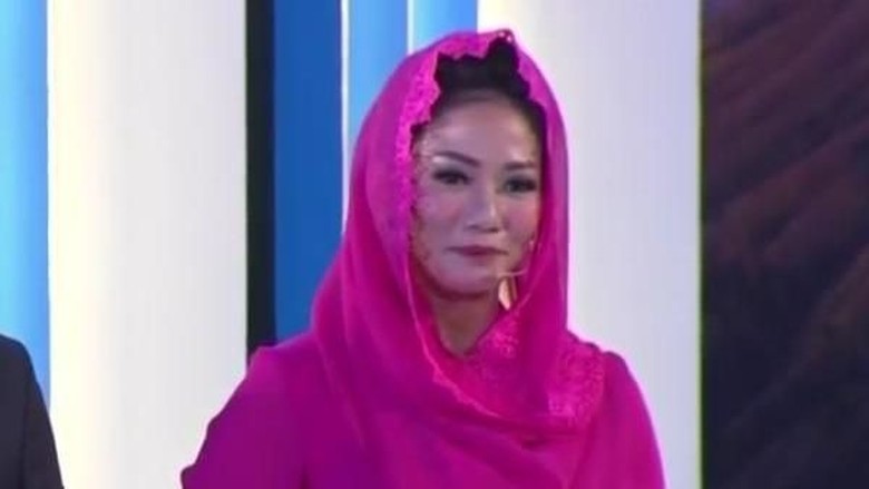 Anisha Dasuki, Dari Debat Pilgub Jatim-Jabar ke Debat Pilpres Anisha Dasuki, Dari Debat Pilgub Jatim-Jabar ke Debat Pilpres
