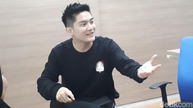 Blak-blakan Boy William soal Kesulitan Lobi Jokowi 