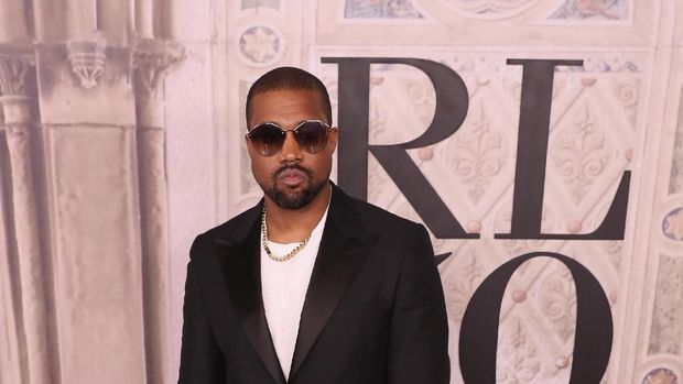 NEW YORK, NEW YORK - DECEMBER 03:  Kanye West attends the opening night of the new musical 'The Cher Show' on Broadway at Neil Simon Theatre on December 03, 2018 in New York City. (Photo by Dominik Bindl/Getty Images)