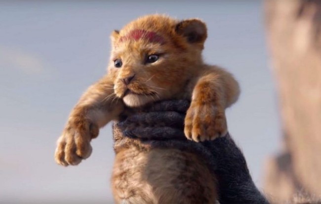 The Lion King adalah salah satu film animasi Disney terbaik dan terlaris saat pertama kali tayang pada 1994. Versi live-action pun dibuat dengan menyajikan Simba dkk. hadir dalam bentuk se-real mungkin. Foto: Youtube
