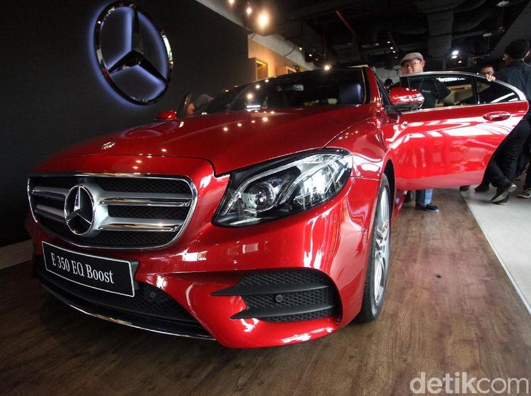 Mercy E 350 EQ Boost Rakitan Lokal Nih!