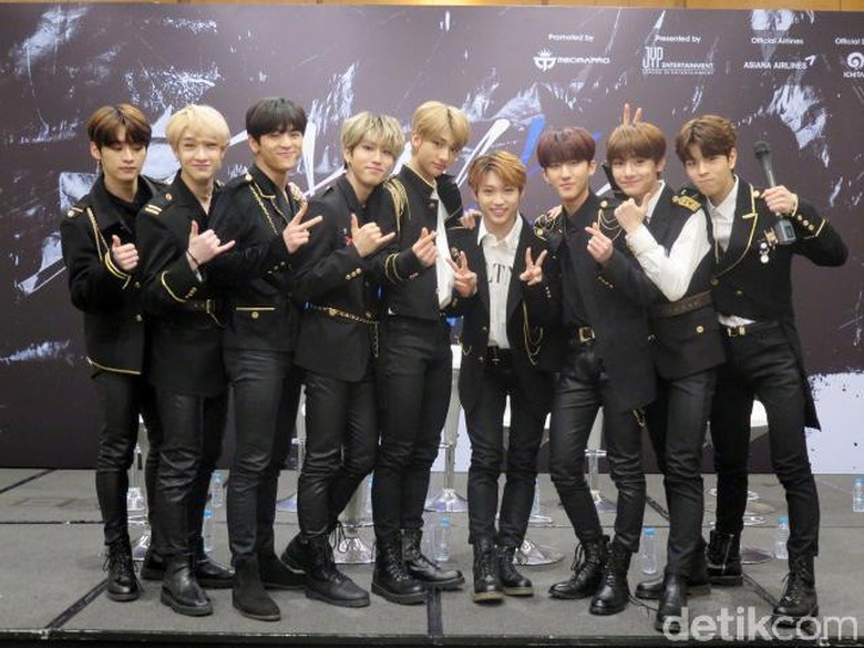 Dapat Banyak Penghargaan Tahun Lalu, Stray Kids Ungkap Rencana di 2019 Dapat Banyak Penghargaan Tahun Lalu, Stray Kids Ungkap Rencana di 2019