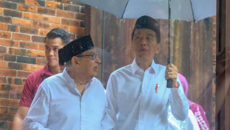 Jokowi Bahas Islam Moderat dengan Quraish Shihab Jokowi Bahas Islam Moderat dengan Quraish Shihab