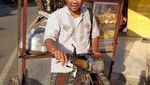 Kocak! Editan Foto John Legend Jual Bakso hingga Justin Bieber Jajan Sate Ayam