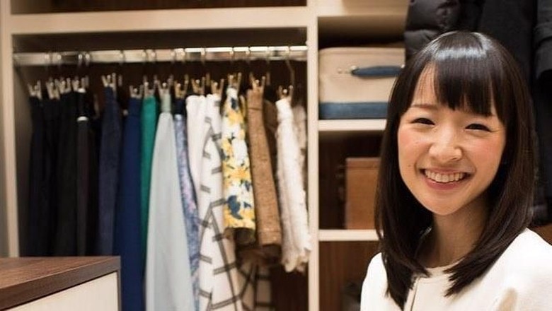 Gemas! Melihat Anak Marie Kondo Jago Melipat Baju di Usia 2 Tahun/ Foto: Instagram @mariekondo Gemas! Melihat Anak Marie Kondo Jago Melipat Baju di Usia 2 Tahun/ Foto: Instagram @mariekondo