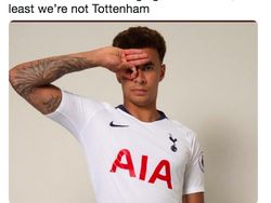 Netizen Tertawakan Tottenham yang Dikandaskan Chelsea