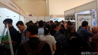 Pendaftaran untuk masuk dalam job fair ini dibuka mulai pukul 9 pagi hingga jam 5 sore.