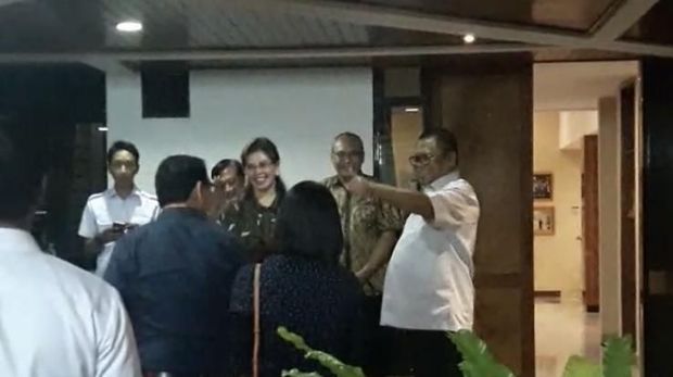 Datangi OSO Semalam, Ahok Ajak Puput
