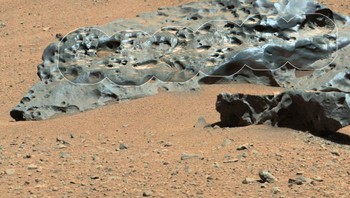 Salah satu batu yang diduga meteorit termasuk yang menjadi bahan penelitian Curiosity. Foto: NASA