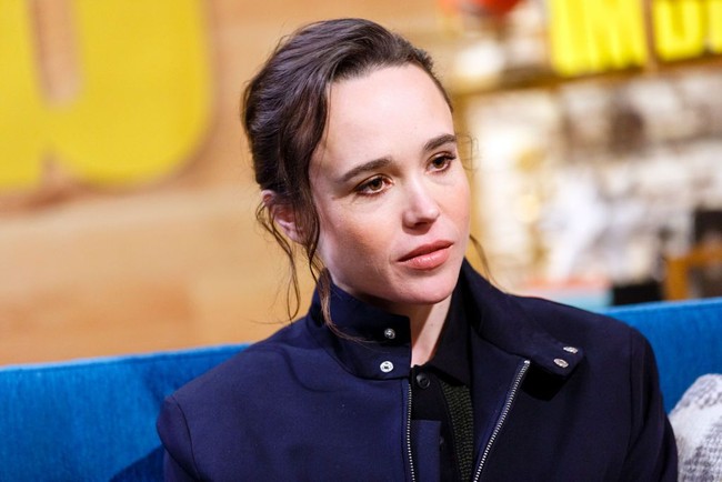 Nama Ellen Page menjadi sorotan baru-baru ini setelah mengumumkan identitas baru sebagai seorang transgender. Pengumuman tersebut ia sampaikan lewat pernyataan panjang di Instagram, Rabu (2/12/2020). “Halo kawan, aku ingin menyampaikan bahwa aku adalah seorang trans, dengan kata pengganti nama ‘he/they’. Dan namaku sekarang Elliot. Aku merasa beruntung bisa menulis ini dan mencapai pada titik ini di hidupku,” tulis Elliot Page membuka pernyataannya. (Foto: Getty Images)