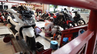 5 Juta Motor Honda Diservis di AHASS