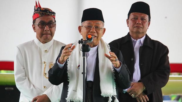 Ma'ruf Amin Safari ke Cianjur, Sandiaga Ziarah ke Tuban