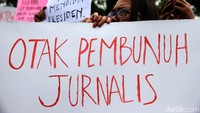 Penolakan para jurnalis atas remisi yang diberikan presiden untuk I Nyoman Susrama karena pengungkapan kasus terbunuhnya Prabangsa tahun 2010 lalu itu disebut menjadi tonggak penegakkan kemerdekaan pers di Indonesia.
