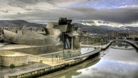 Museum Guggenheim Bilbao di kota Bilbao, Spanyol. Istimewa/Dok. Boredpanda.