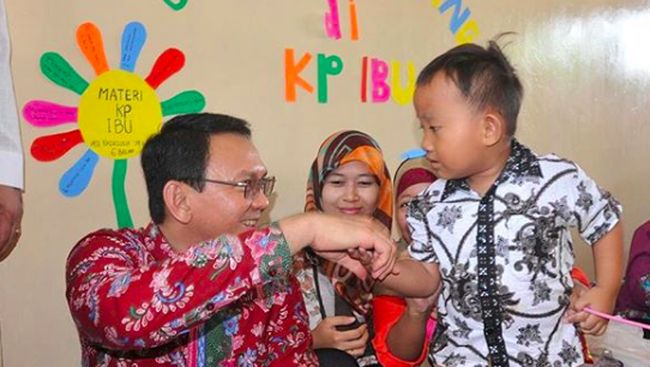 Melihat Lagi Kedekatan Ahok dengan Anak-anak